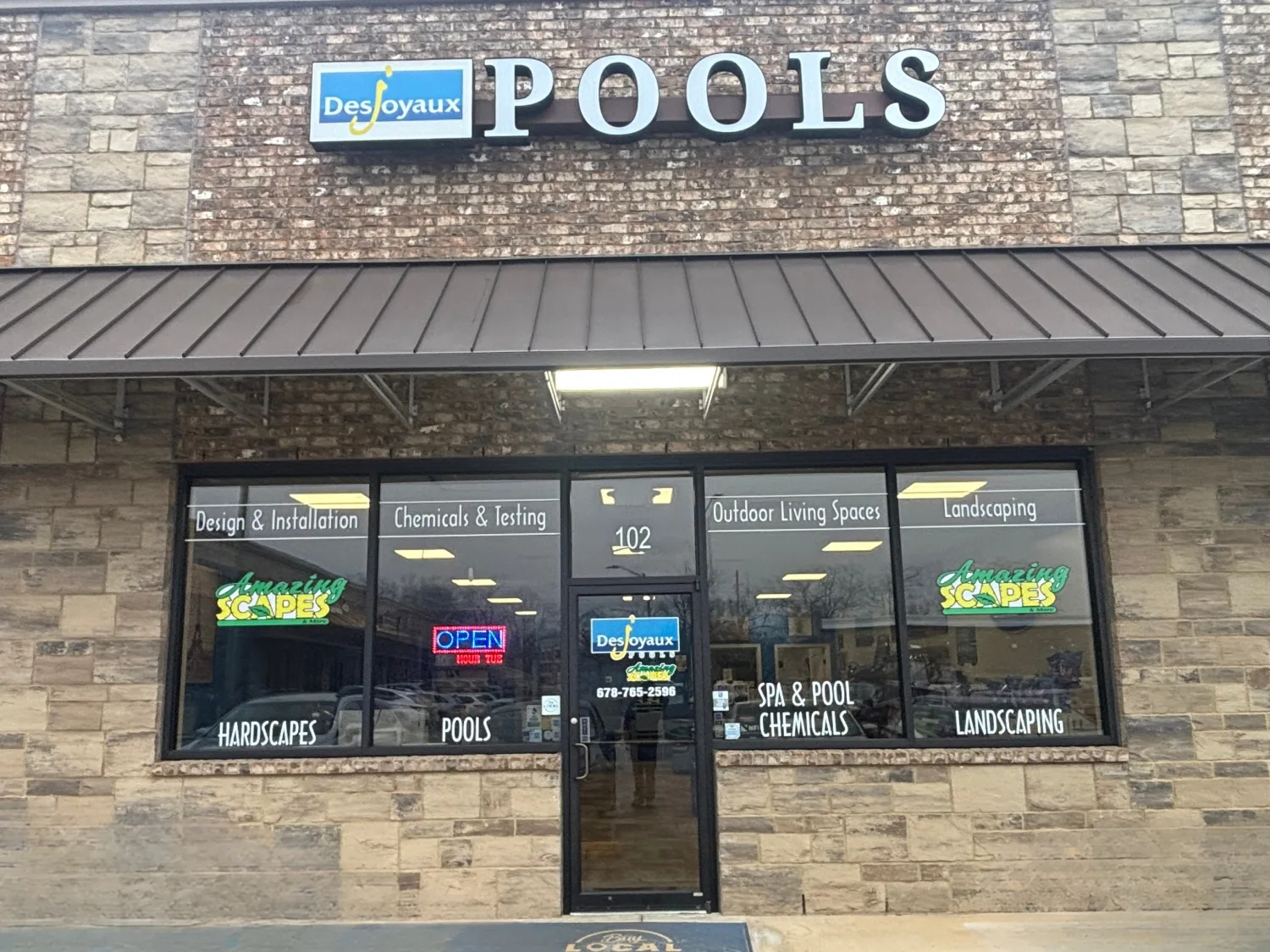 Desjoyaux Pools And Amazing Scapes Retail Storefront